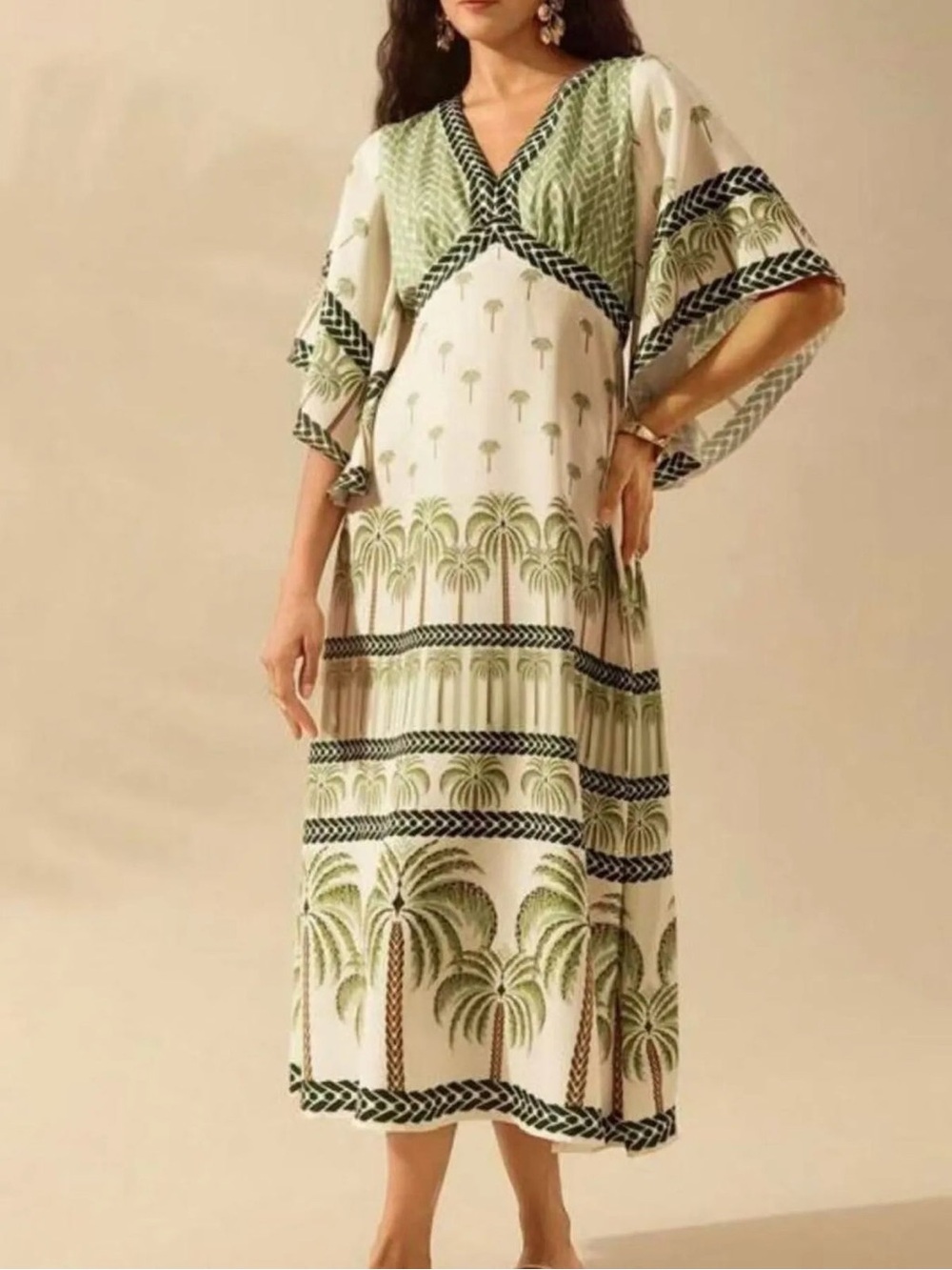 MISS KELLT 1999 Palm-Print V-Neck Maxi Dress in Cream and Green size medium - Picture 2 of 8